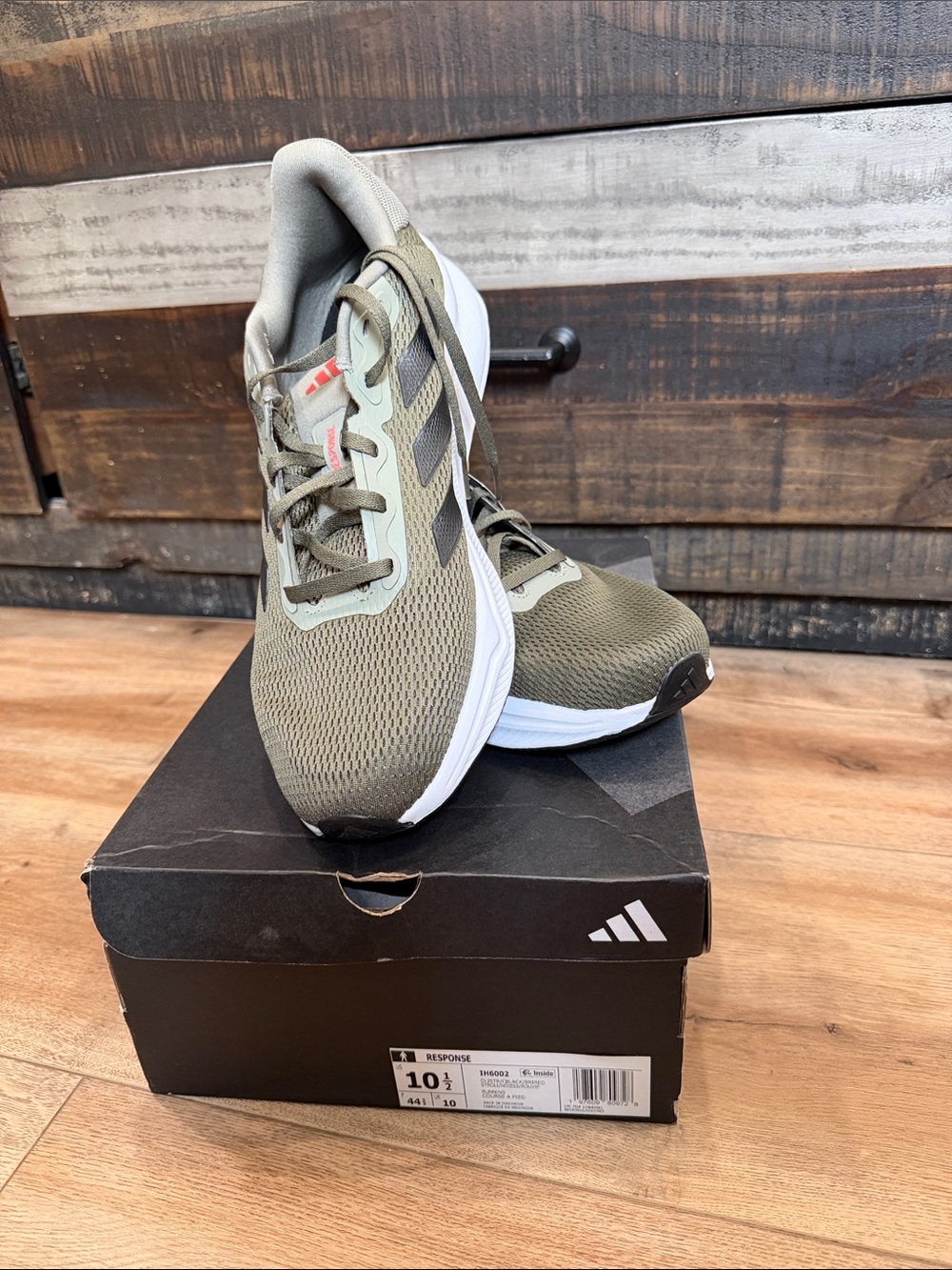Adidas men’s response sneakers size 10.5
